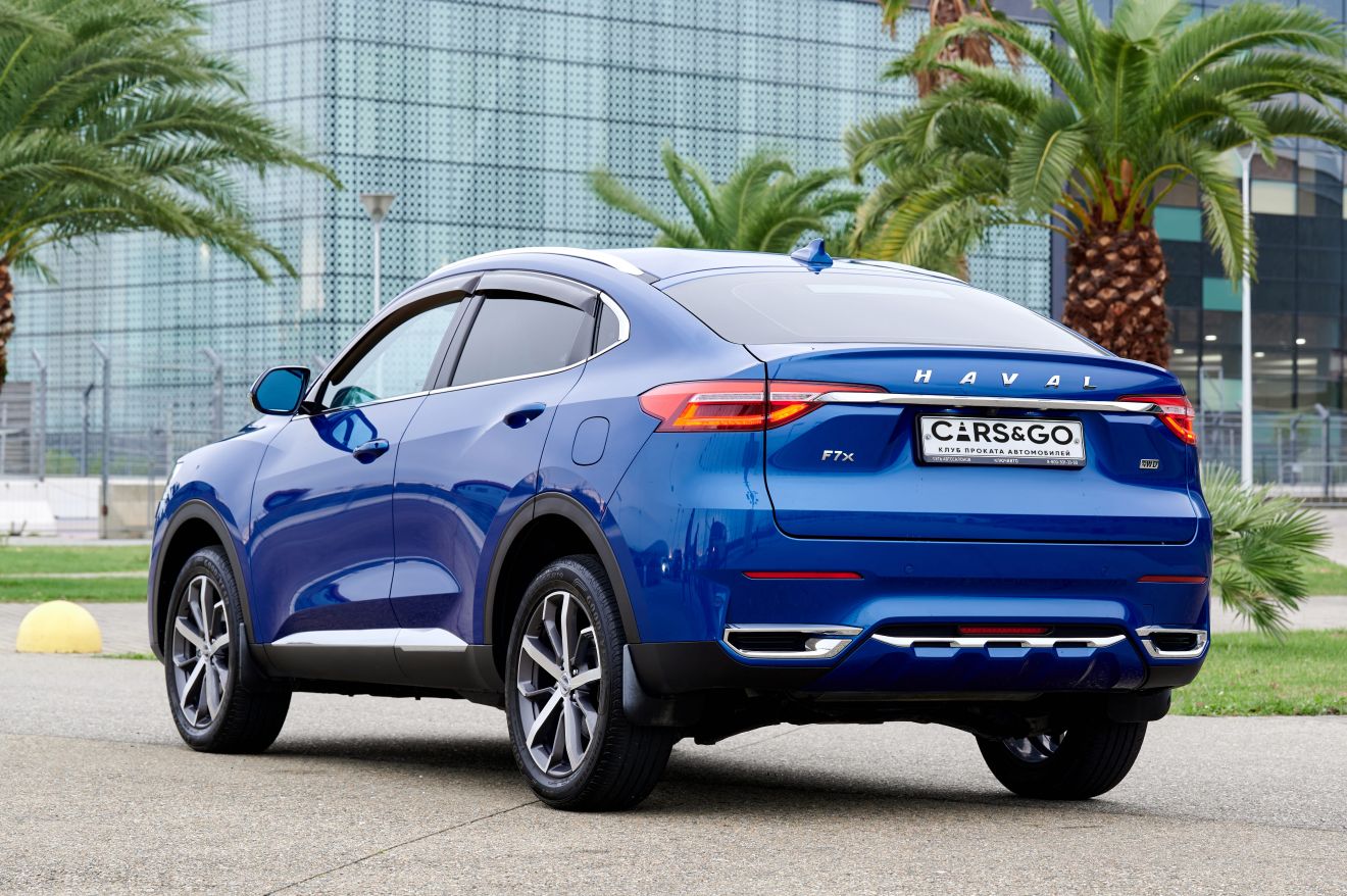Аренда Haval F7X Синий в Сочи без водителя