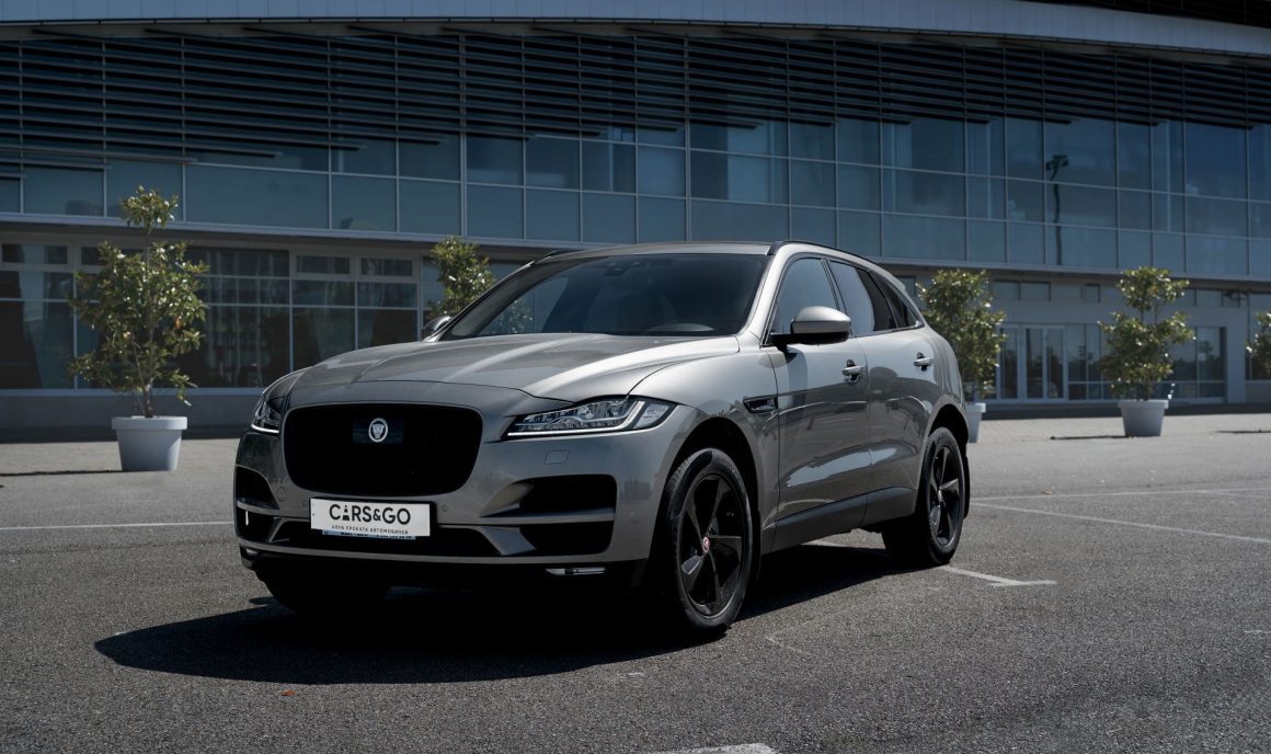 Jaguar F-PACE