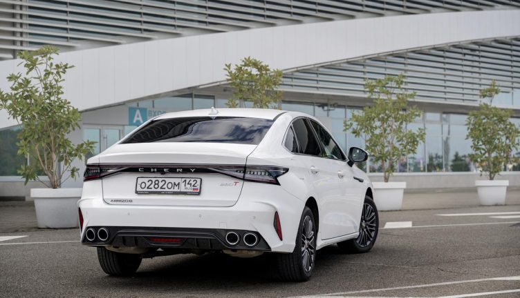 Chery ARRIZO 8