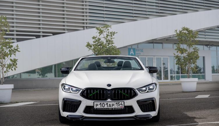 BMW 840I